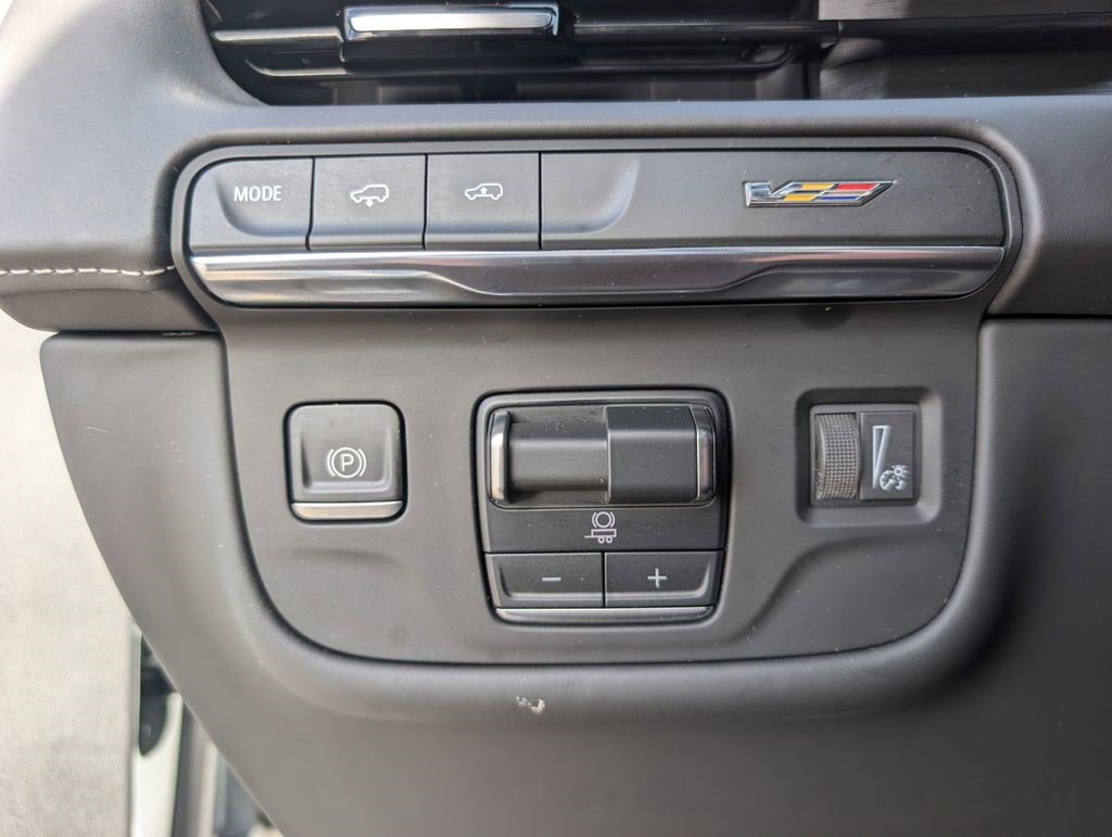 Certified 2023 Cadillac Escalade V image 29