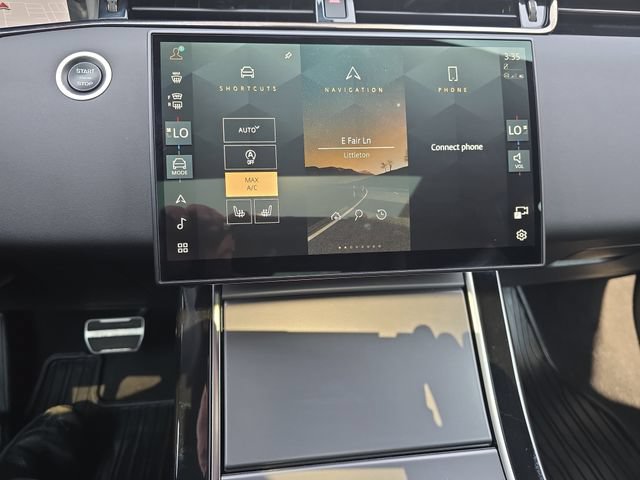 Certified 2025 Land Rover Range Rover Evoque Dynamic SE AWD/4WD image 23
