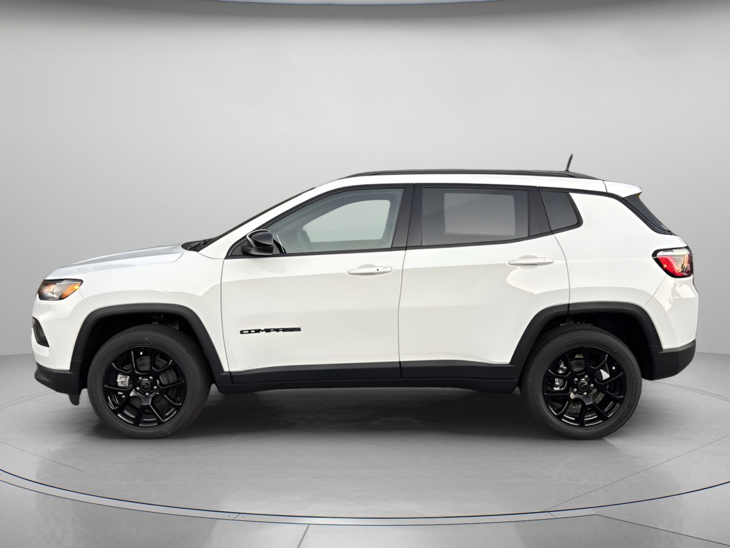 New 2026 Jeep Compass Latitude image 2