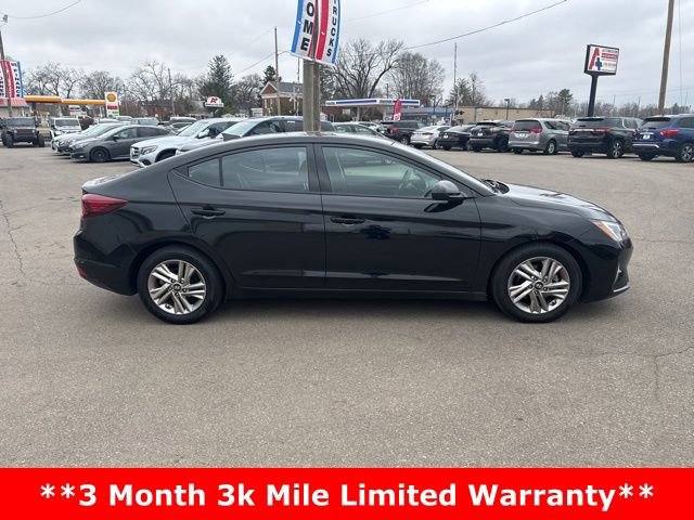 Used 2019 Hyundai Elantra Sedan FWD image 2