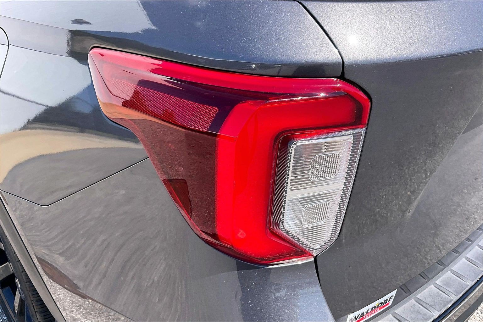 Used 2023 Ford Explorer ST-Line AWD/4WD image 34