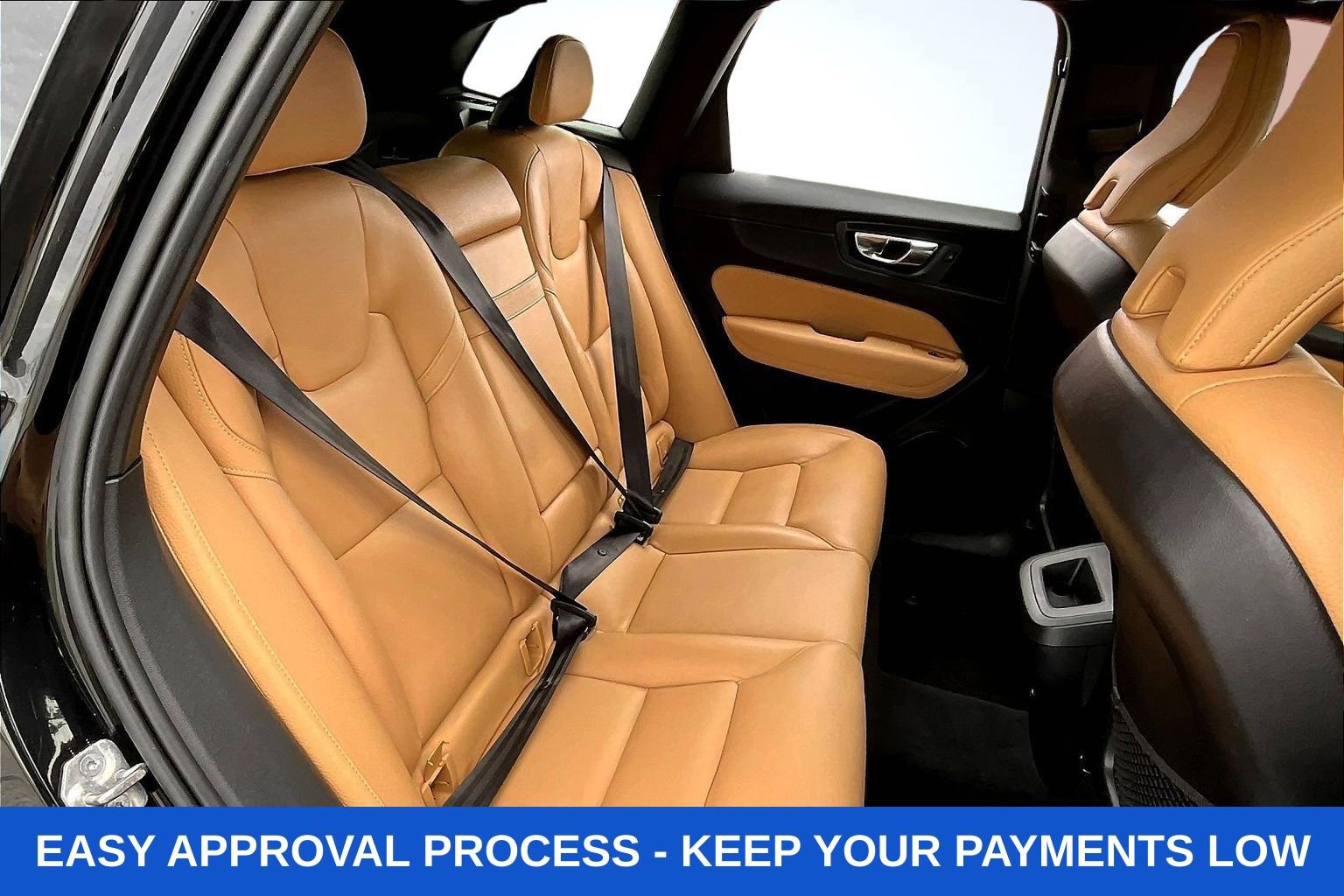 Used 2019 Volvo XC60 T5 Momentum w/ Premium Package image 32