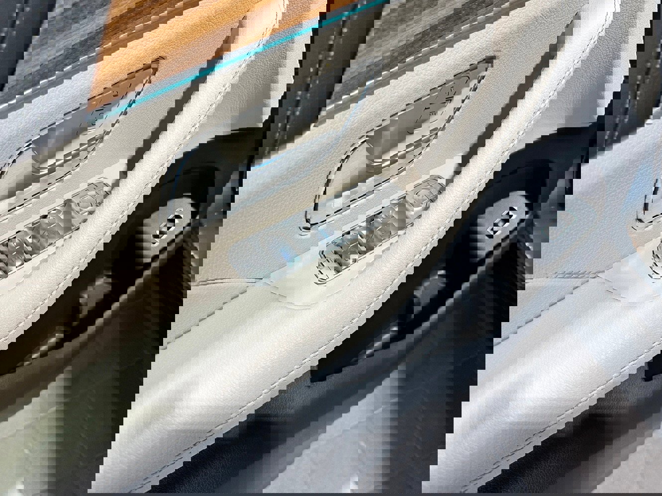 Certified 2022 Mercedes-Benz GLE 350 4MATIC image 13