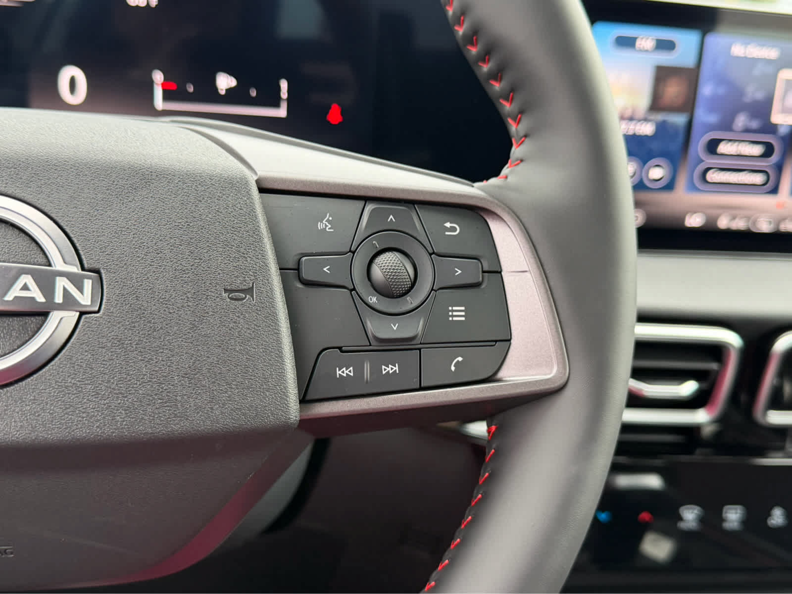 New 2026 Nissan Sentra SR FWD image 25