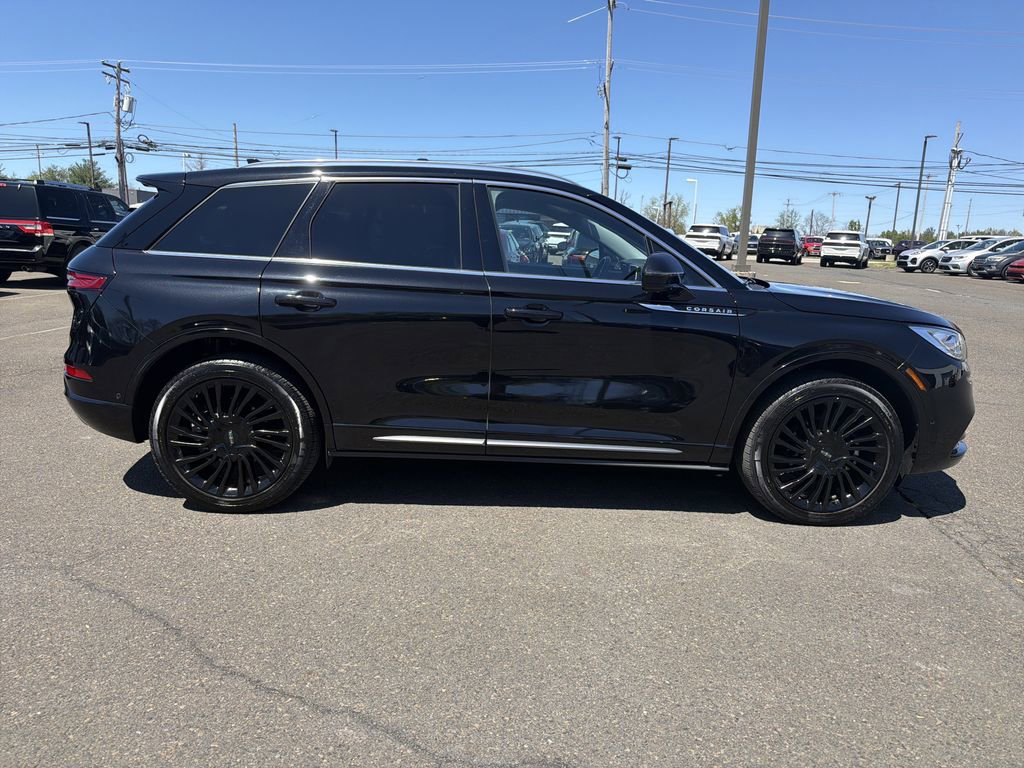 Certified 2022 Lincoln Corsair Reserve w/ Equipment Group 201A AWD/4WD image 6