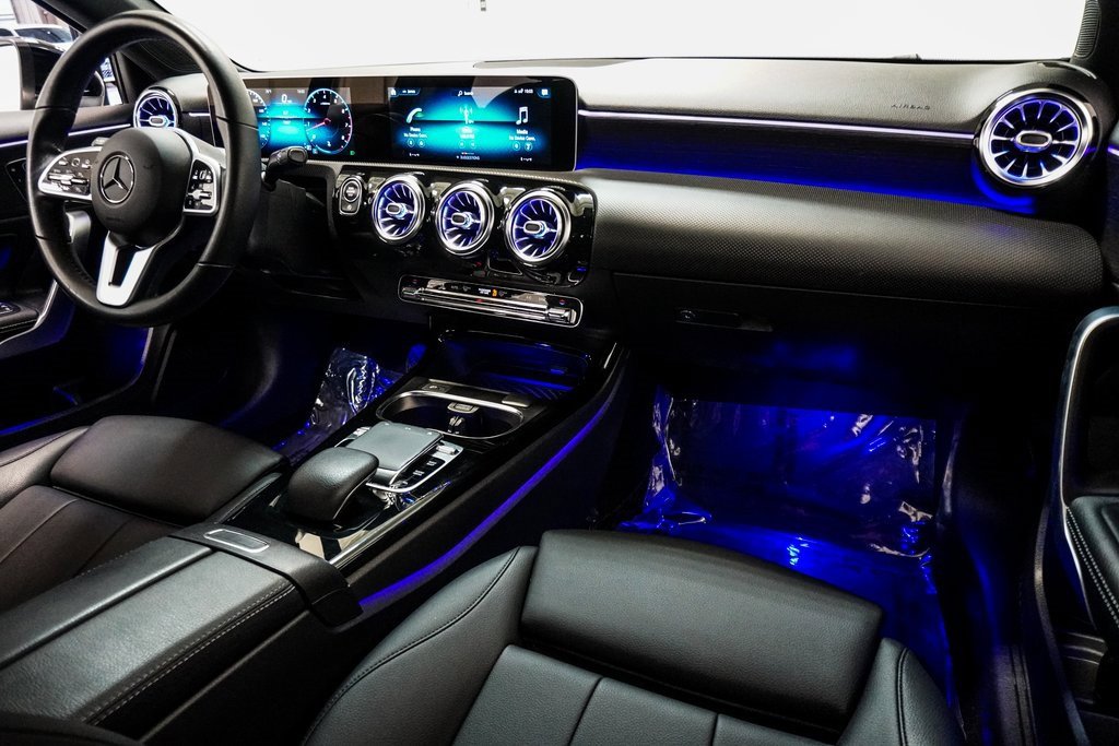 Used 2019 Mercedes-Benz A 220 image 12