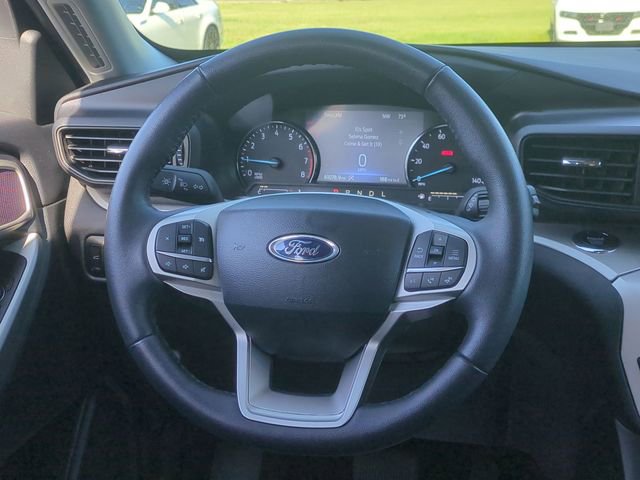 Used 2023 Ford Explorer XLT RWD image 31