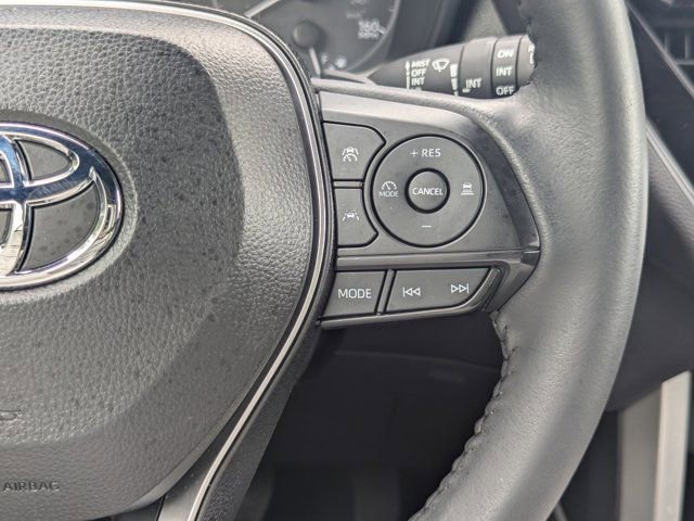 Used 2024 Toyota Corolla Cross SE image 22