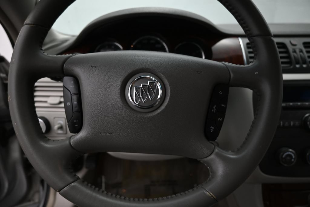 Used 2009 Buick Lucerne CX FWD image 13