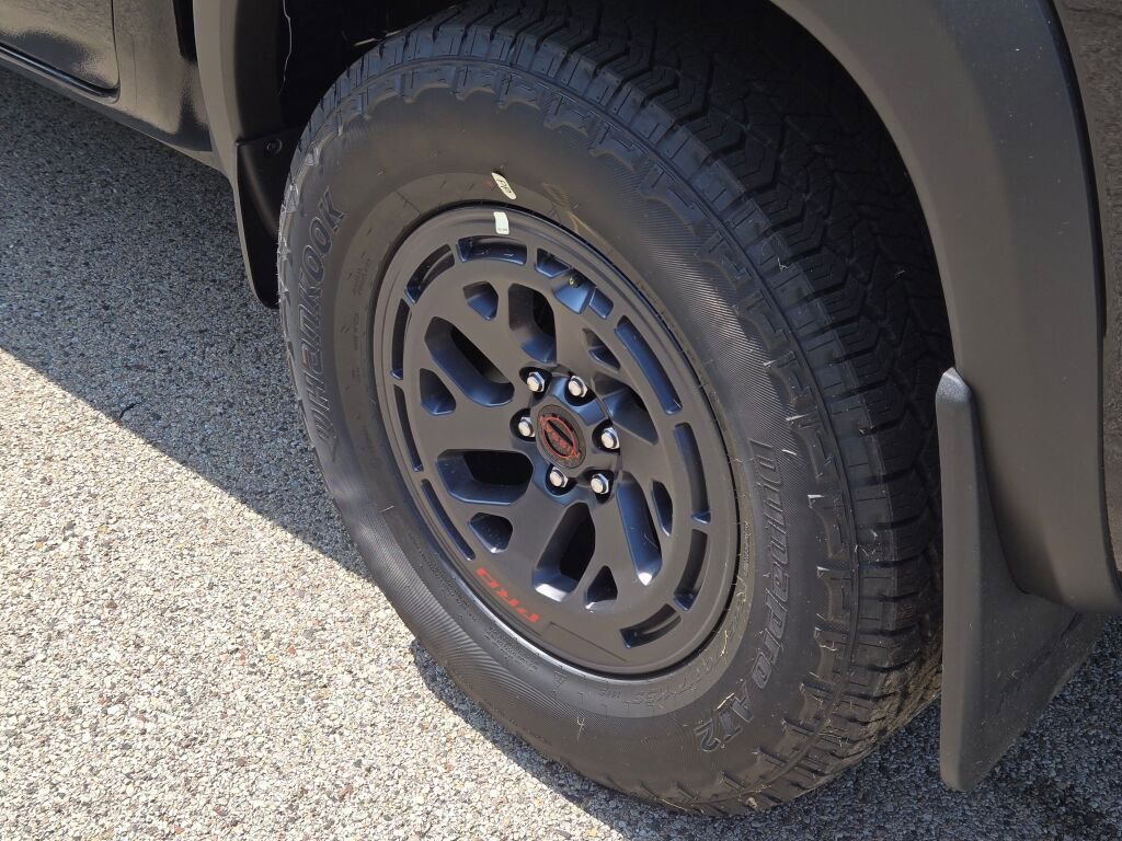 New 2025 Nissan Frontier PRO-4X w/ Pro Premium Package image 15