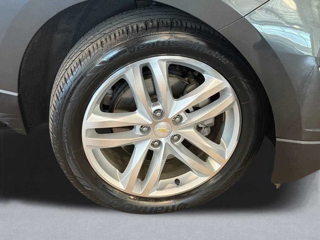 Used 2018 Chevrolet Equinox Premier AWD/4WD image 19
