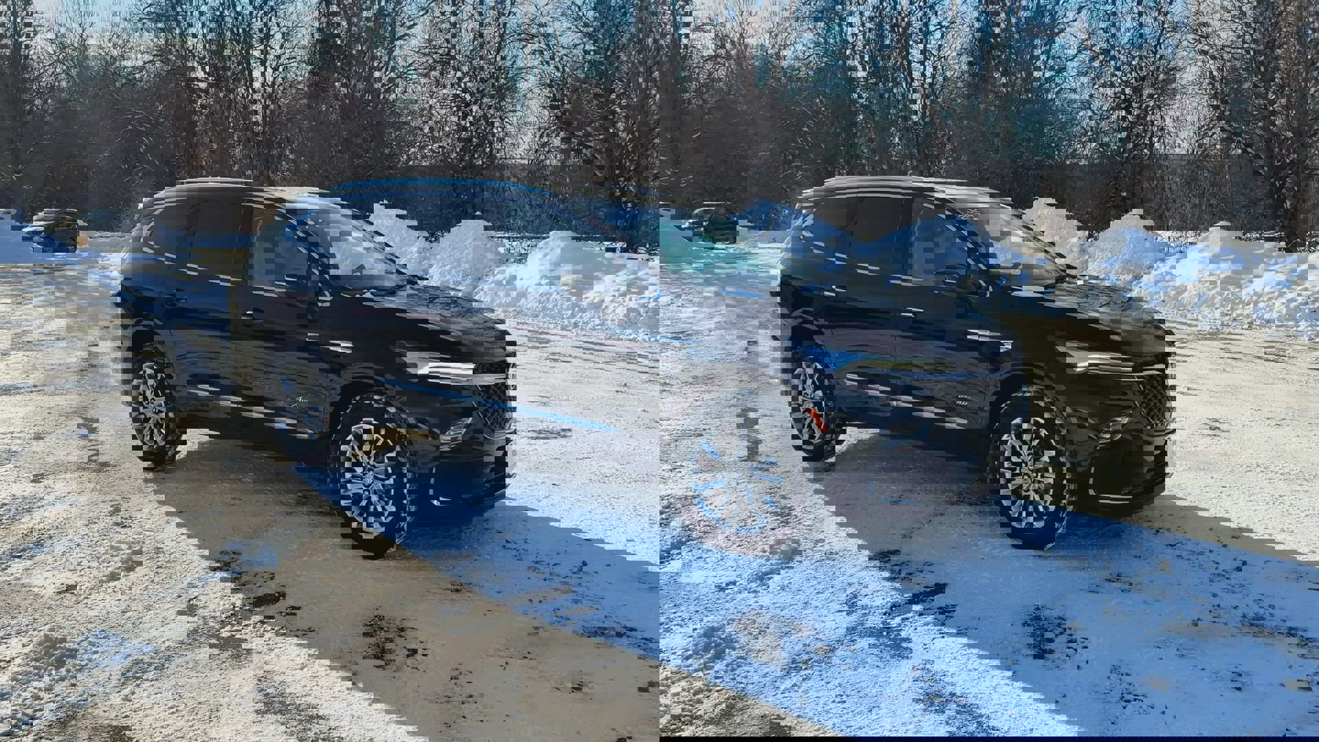 Used 2024 Buick Enclave Avenir w/ Avenir Technology Package image 2