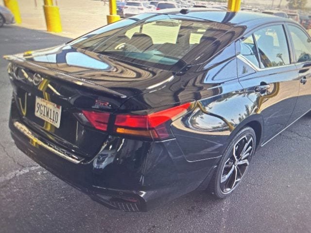 Certified 2023 Nissan Altima 2.5 SR FWD image 7