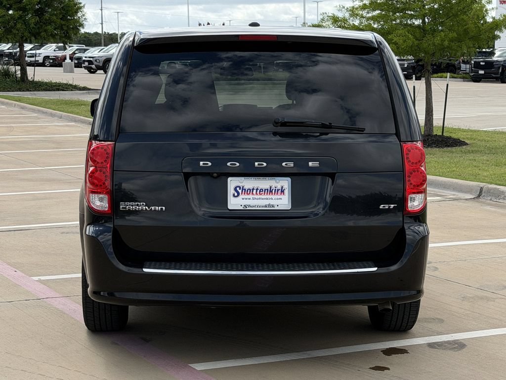 Used 2020 Dodge Grand Caravan GT FWD image 5