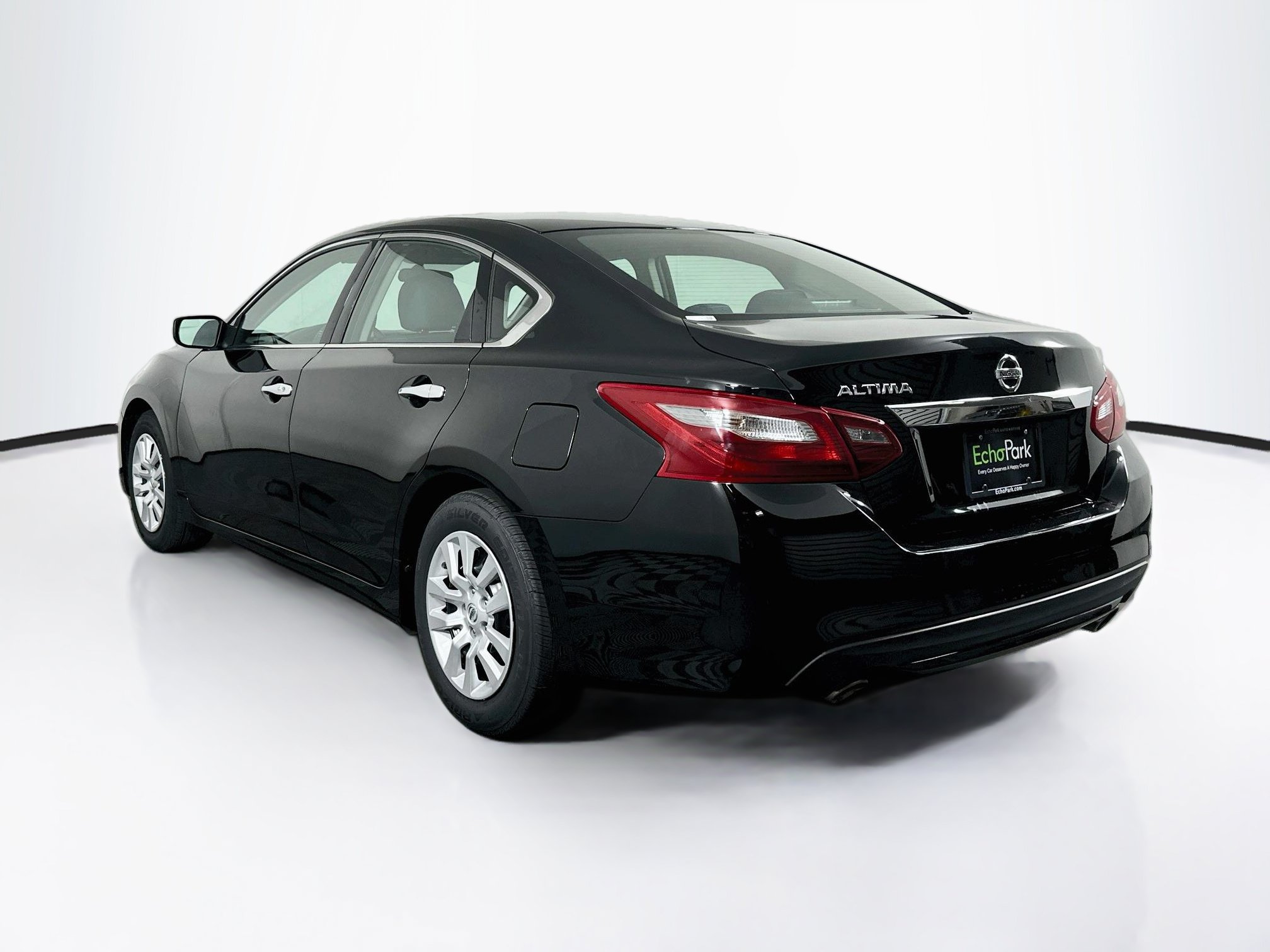Used 2018 Nissan Altima 2.5 S FWD image 5