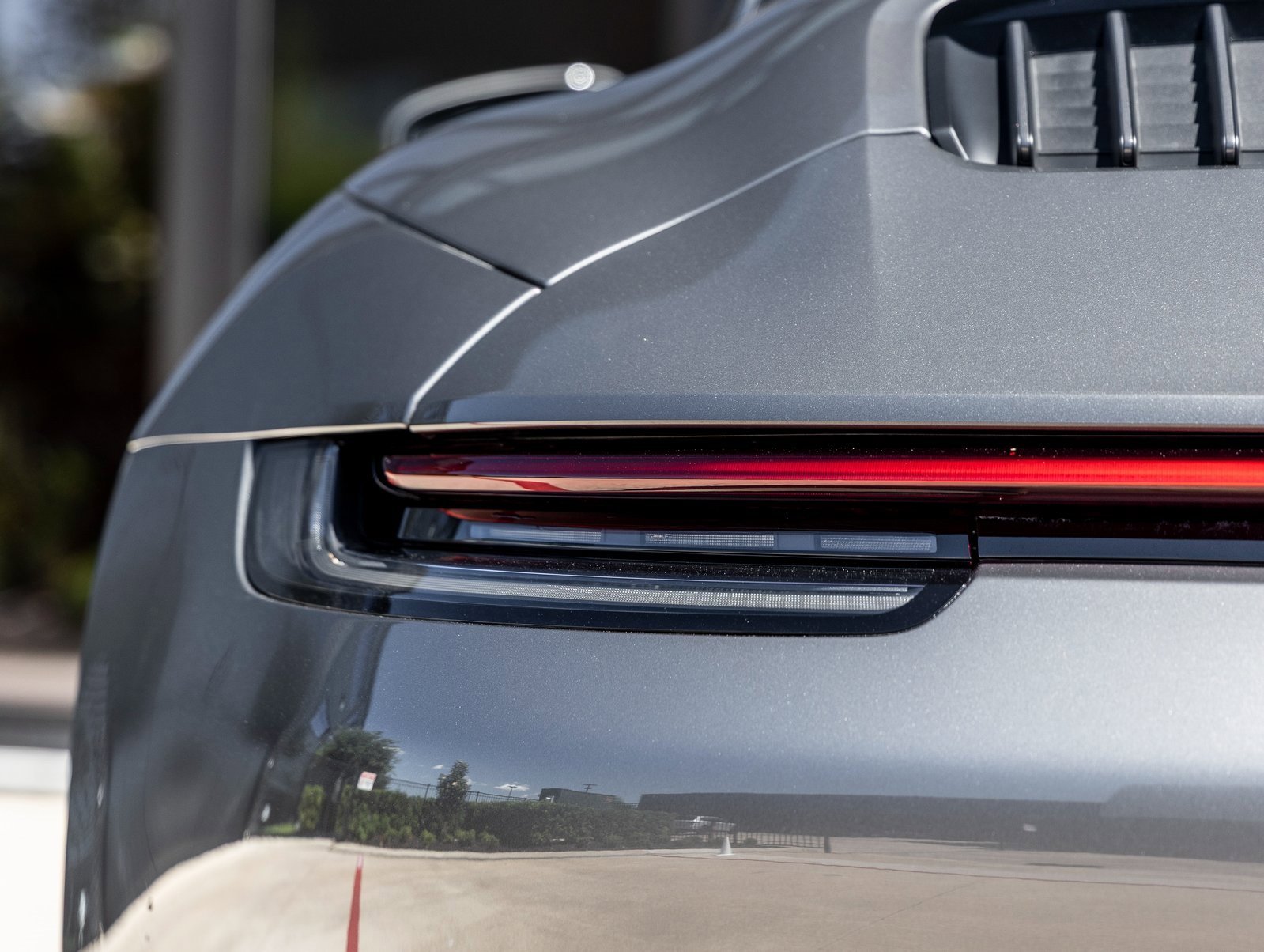 Used 2024 Porsche 911 Targa 4S w/ Premium Package image 15