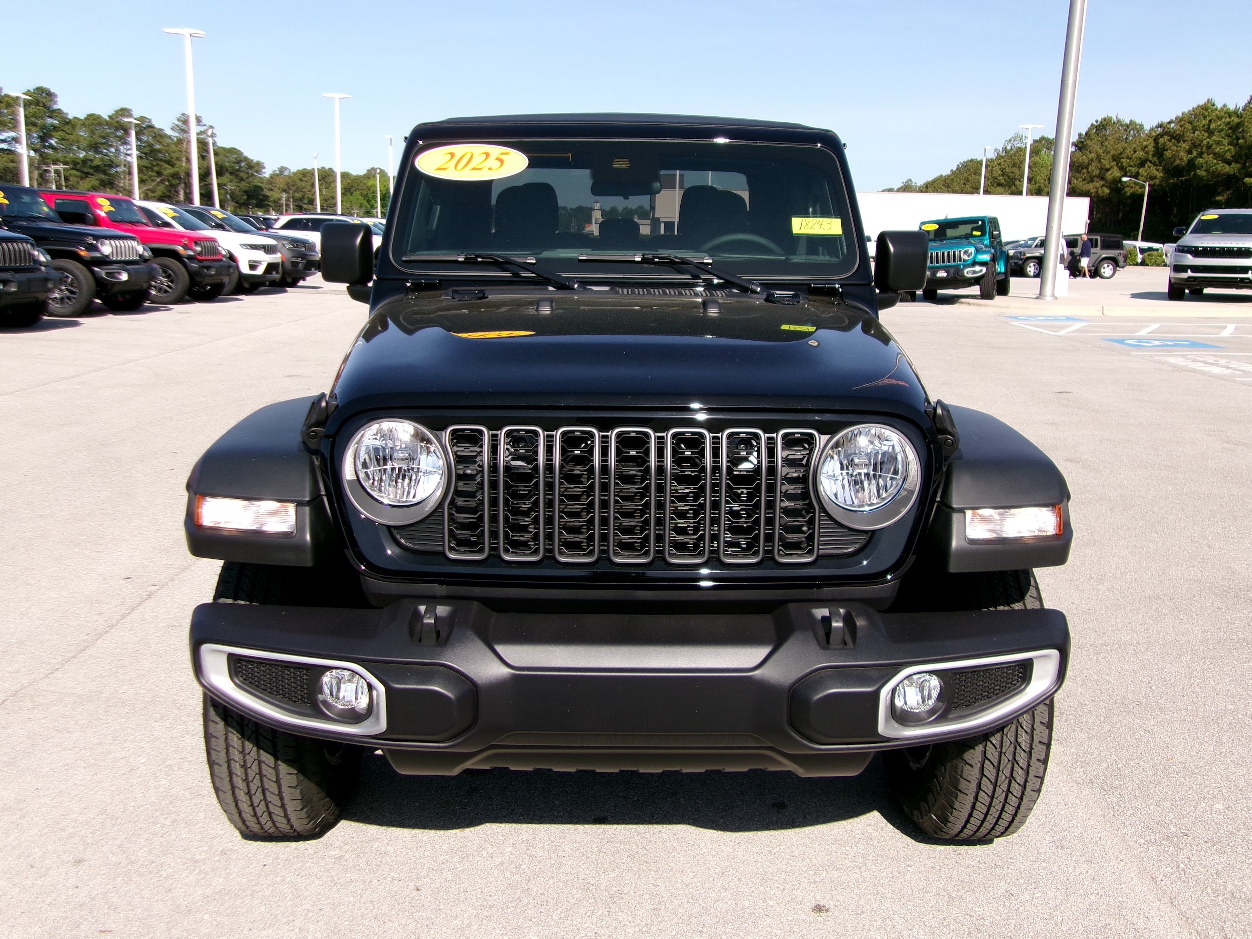 New 2025 Jeep Gladiator Sport AWD/4WD image 4