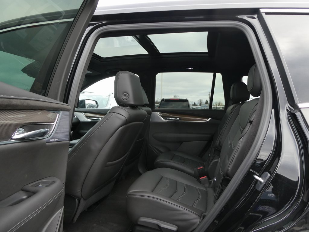 Used 2024 Cadillac XT6 Premium Luxury w/ Platinum Package image 33