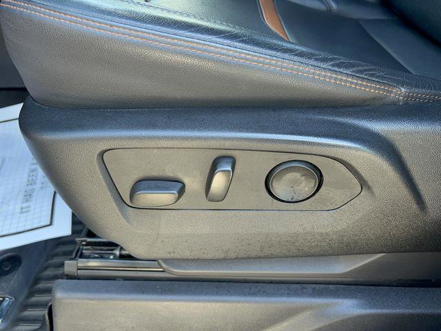 Used 2022 GMC Sierra 1500 AT4 w/ AT4 Premium Package AWD/4WD image 12