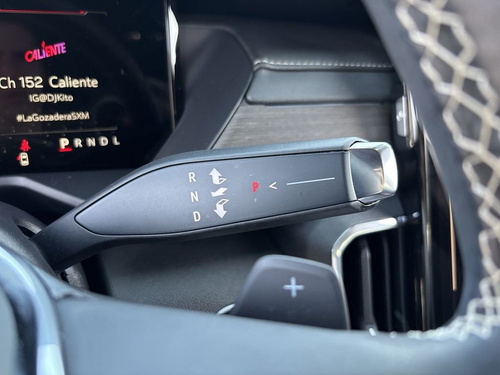 Used 2024 GMC Acadia Denali w/ Super Cruise Package image 16