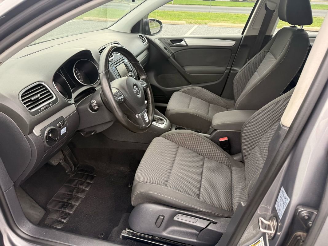 Used 2014 Volkswagen Golf TDI image 10