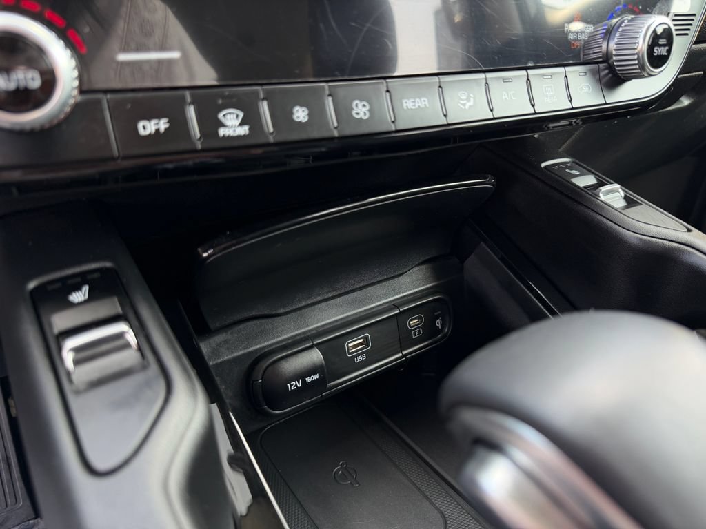 Used 2023 Kia Telluride S w/ S Sunroof Package FWD image 18