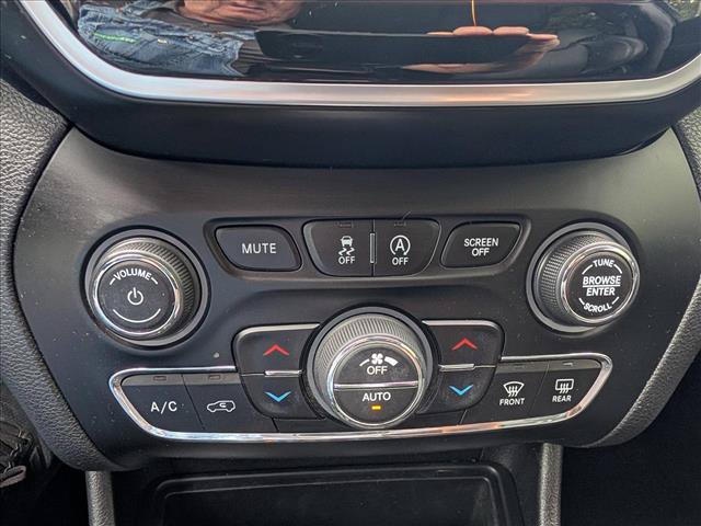 Used 2020 Jeep Cherokee Limited AWD/4WD image 34