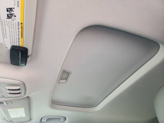 Used 2024 Chevrolet Trax ACTIV w/ Sunroof Package FWD image 18