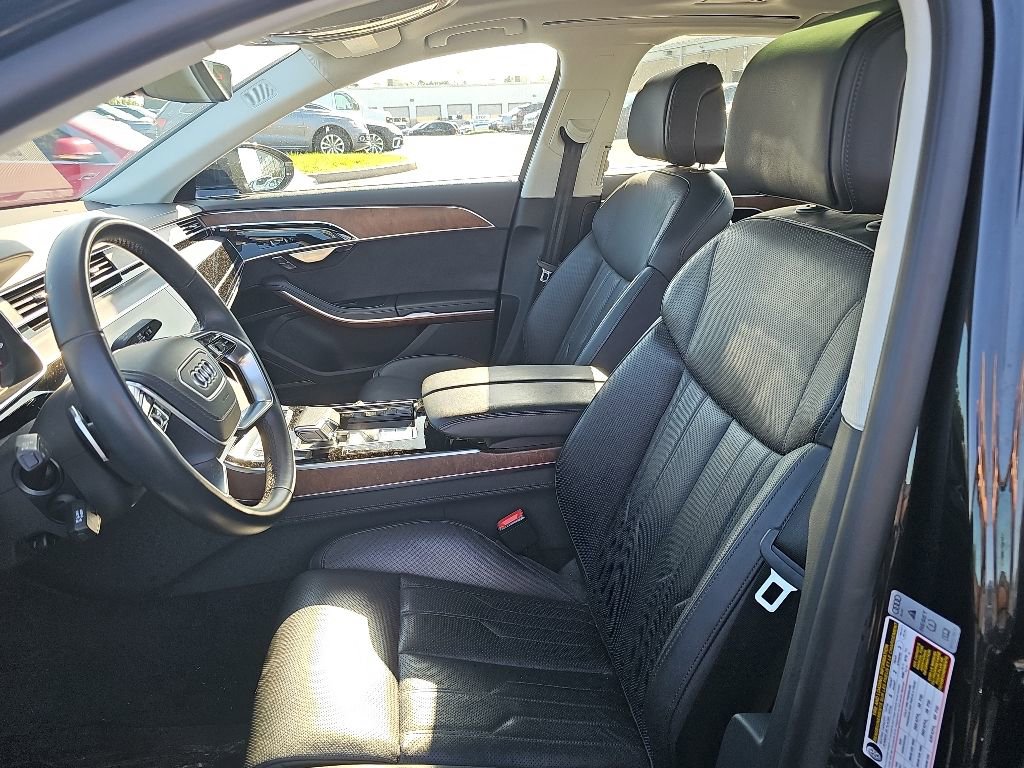 Used 2022 Audi A8 L 3.0T w/ Luxury Package AWD/4WD image 3