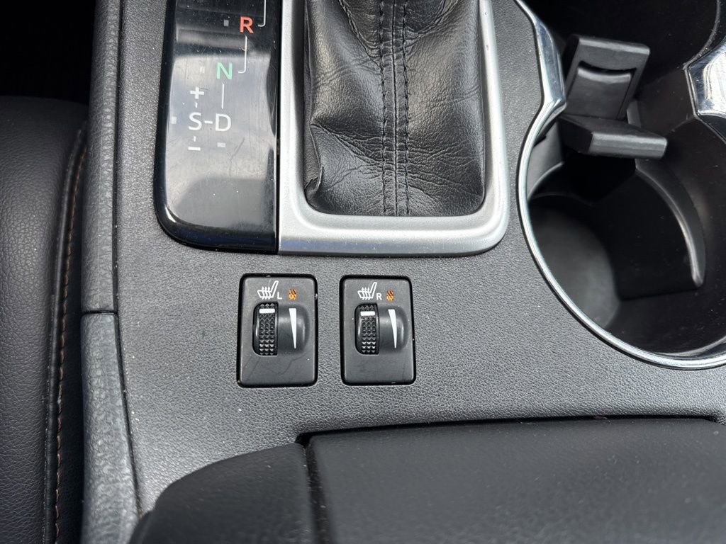 Used 2019 Toyota Highlander XLE image 23