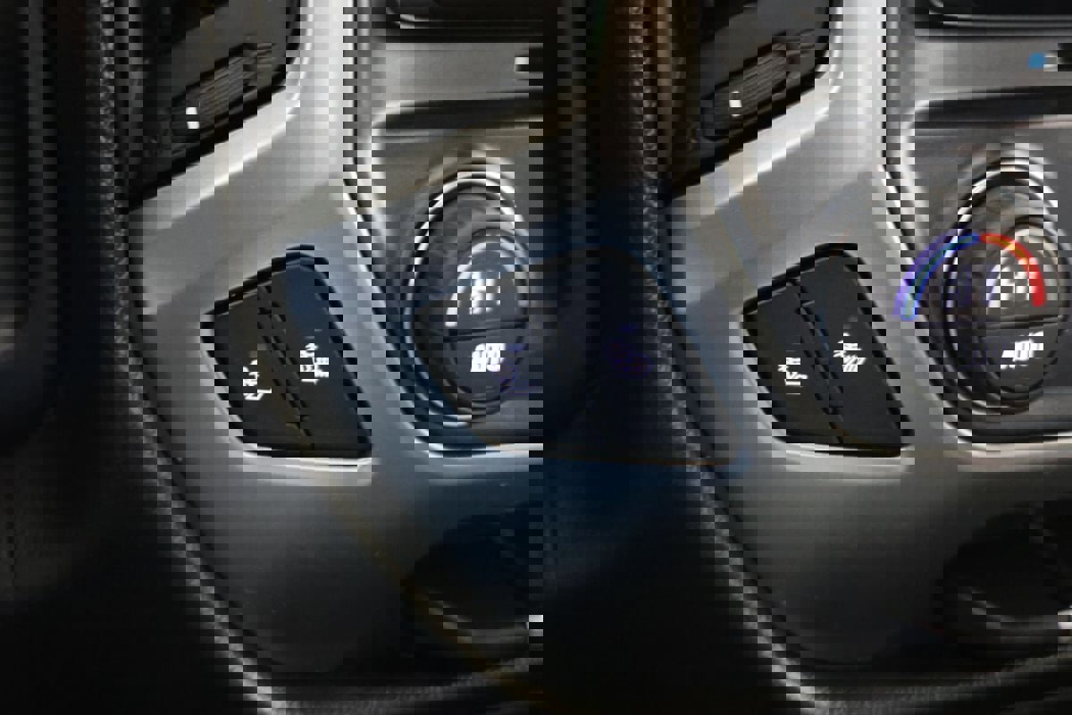 Used 2016 Chevrolet Silverado 2500 LT w/ LT Convenience Package image 9