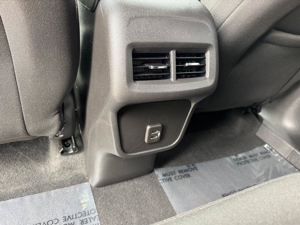 Used 2022 Chevrolet Equinox LS AWD/4WD image 12