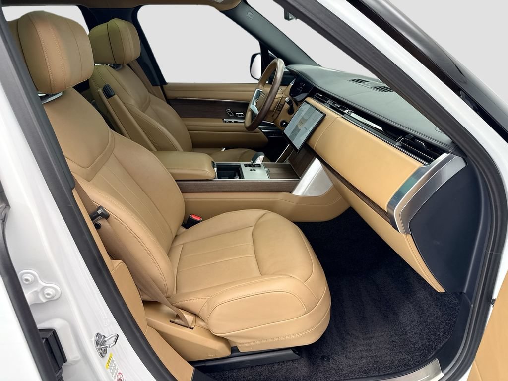 Certified 2024 Land Rover Range Rover Autobiography AWD/4WD image 19