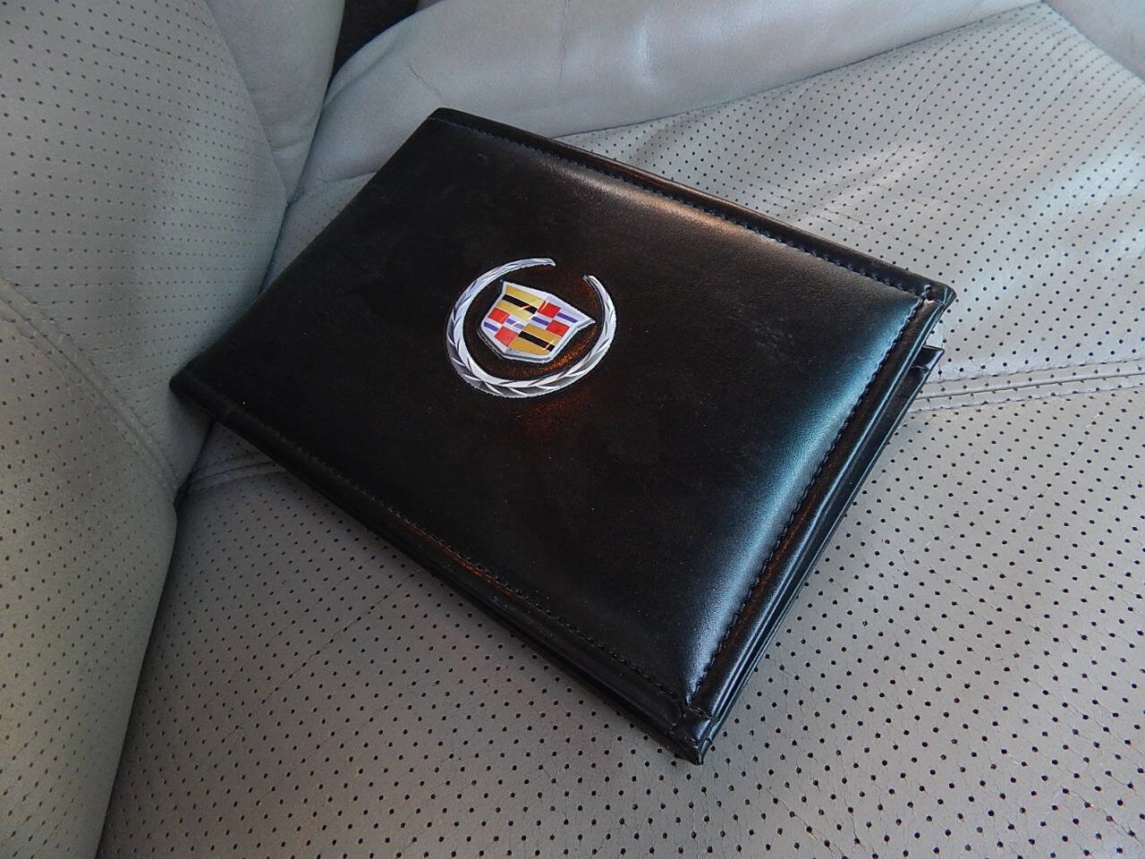 Used 2002 Cadillac Escalade 2WD image 21