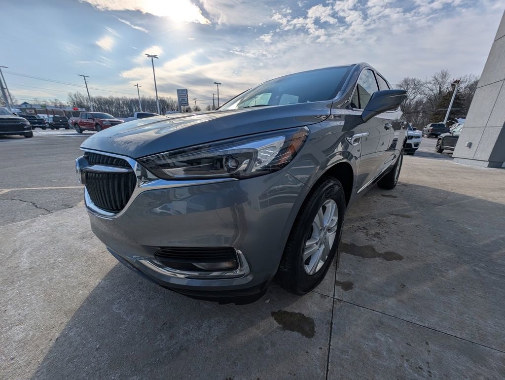Used 2021 Buick Enclave Essence w/ Sound and Sites Package AWD/4WD image 10