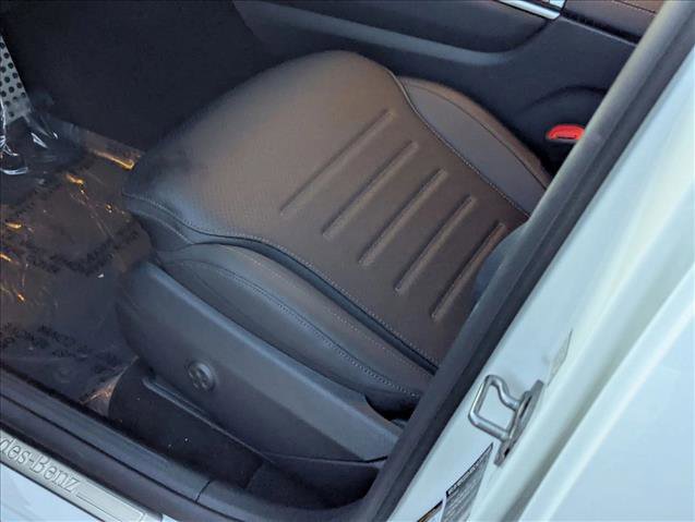 New 2026 Mercedes-Benz GLC 300 image 4