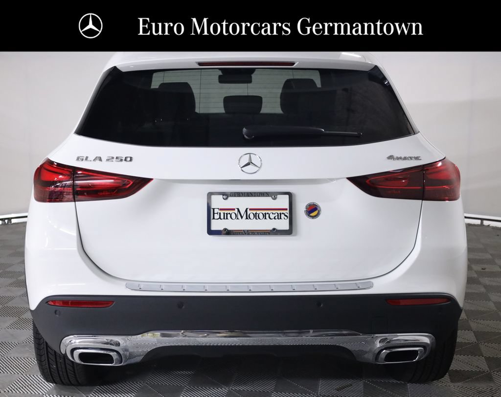 Used 2026 Mercedes-Benz GLA 250 4MATIC image 5