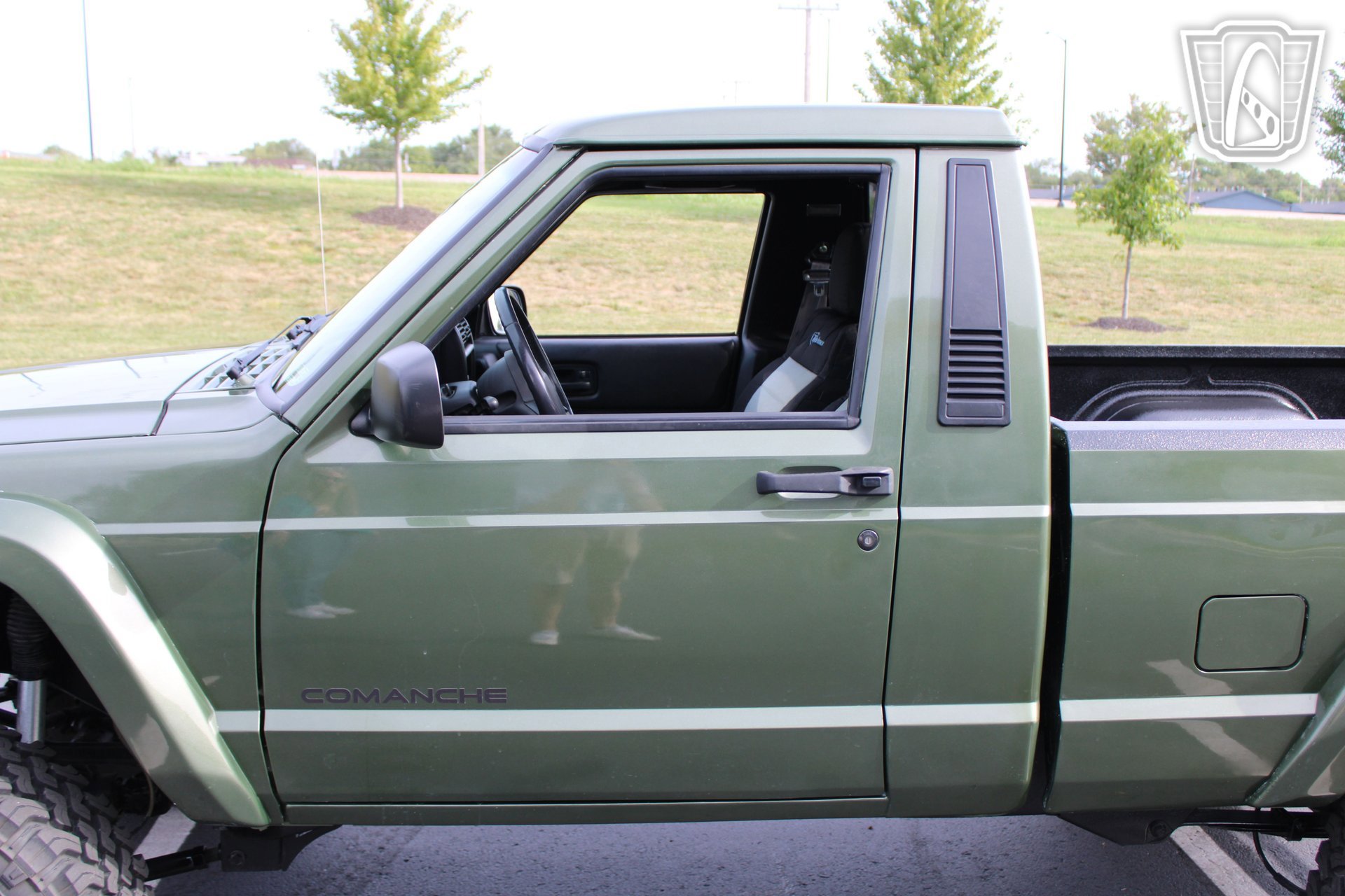 Used 1990 Jeep Comanche 2WD image 27