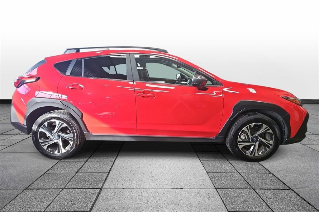 Used 2024 Subaru Crosstrek 2.0i Premium image 4