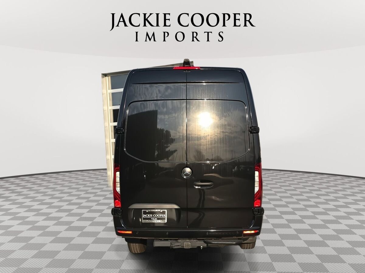 New 2025 Mercedes-Benz Sprinter 2500 image 6