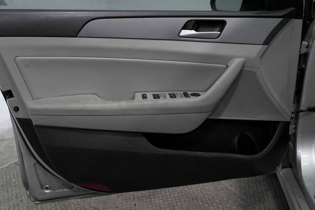 Used 2018 Hyundai Sonata SEL w/ Cargo Package image 16