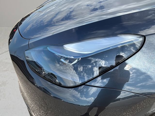 Used 2025 Tesla Model Y Long Range AWD/4WD image 25