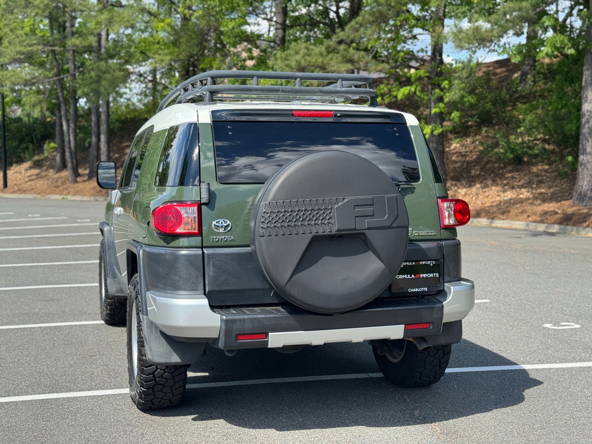 Used 2011 Toyota FJ Cruiser 2WD w/ Convenience Pkg image 9