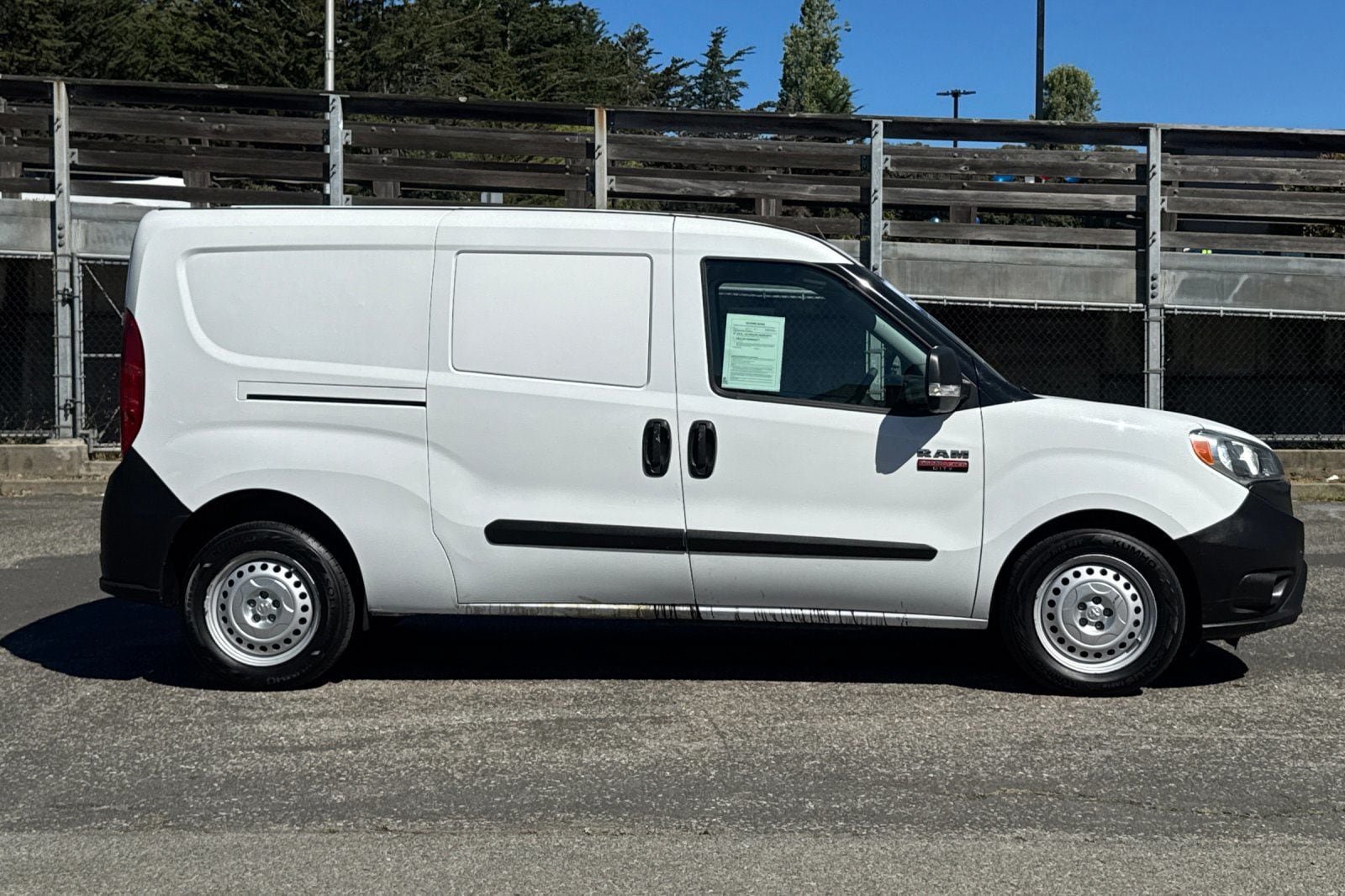 Used 2021 RAM ProMaster City Tradesman FWD image 3