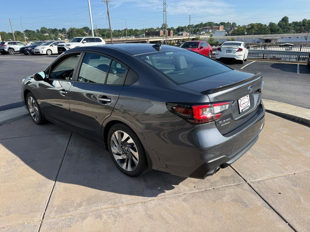 Used 2025 Subaru Legacy Touring XT AWD/4WD image 9