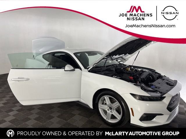 Used 2026 Ford Mustang Coupe RWD image 12