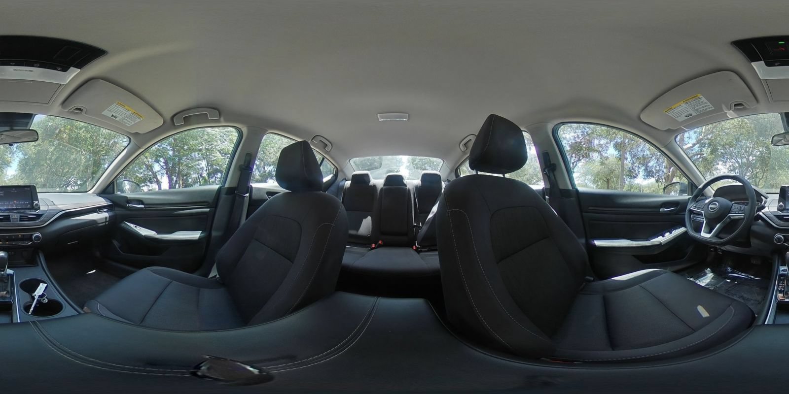 Used 2025 Nissan Altima 2.5 SV FWD image 42