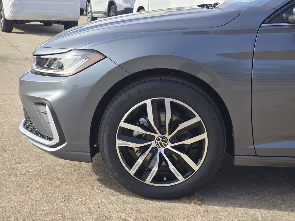 New 2026 Volkswagen Jetta SE image 5