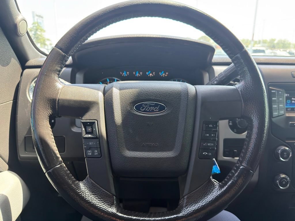 Used 2014 Ford F150 XLT w/ Equipment Group 302A Luxury AWD/4WD image 15