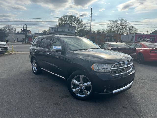 Used 2011 Dodge Durango Citadel w/ Trailer Tow Group IV image 2